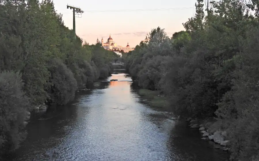 Río Manzanares renaturalizado en Madrid